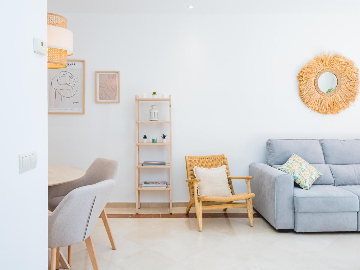 Cubo's & Parking Jardines De Don Carlos Apartamento