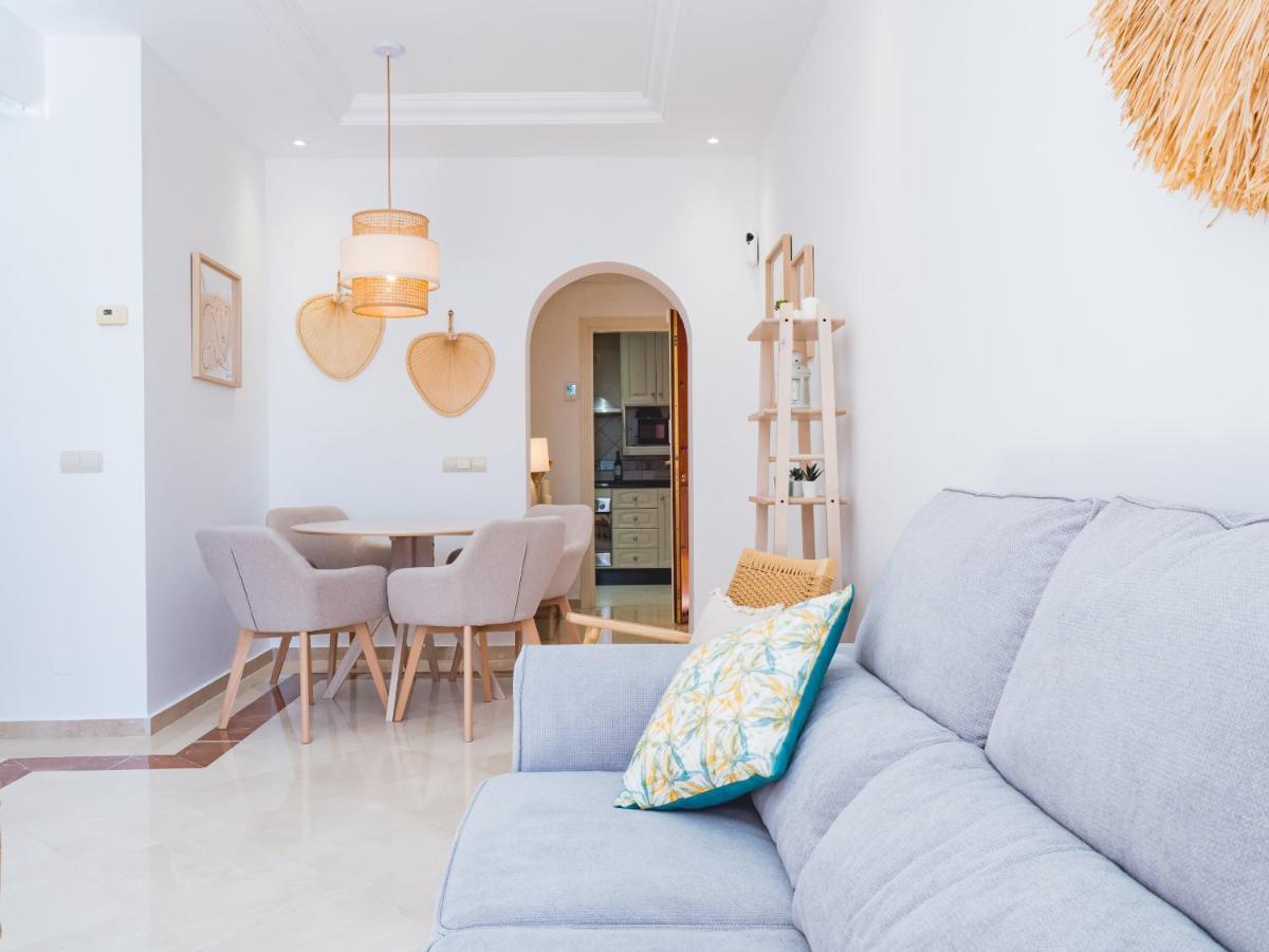 Apartamento Cubo's & Parking Jardines De Don Carlos Marbella
