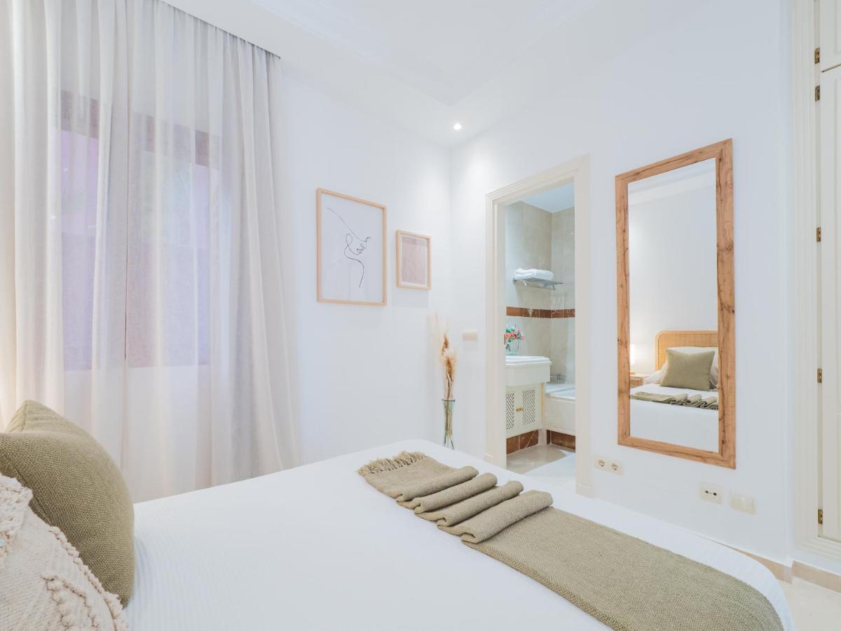 Cubo's & Parking Jardines De Don Carlos Apartment *