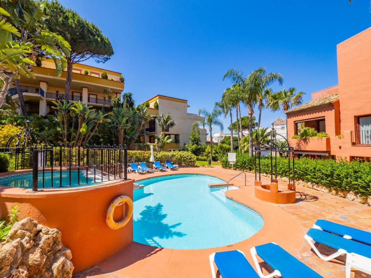 Cubo's & Parking Jardines De Don Carlos Apartamento *