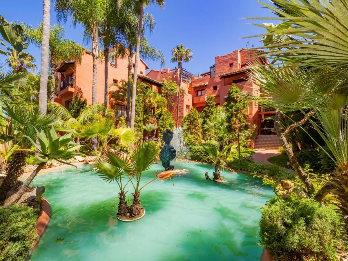 Apartamento Cubo's & Parking Jardines De Don Carlos Marbella